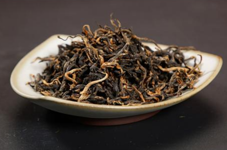 喝红茶的功效与作用禁忌_红茶的利弊以及注意事项-第2张图片